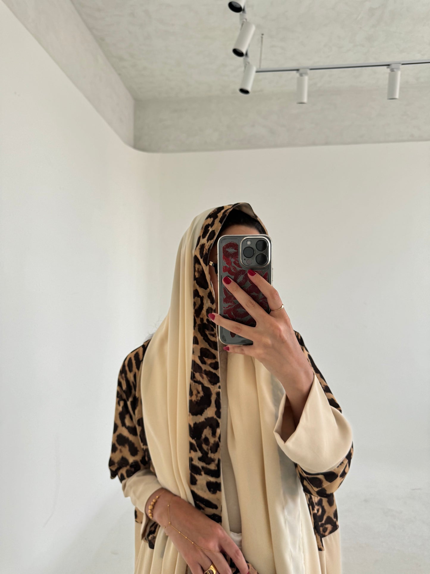 Leopard abaya