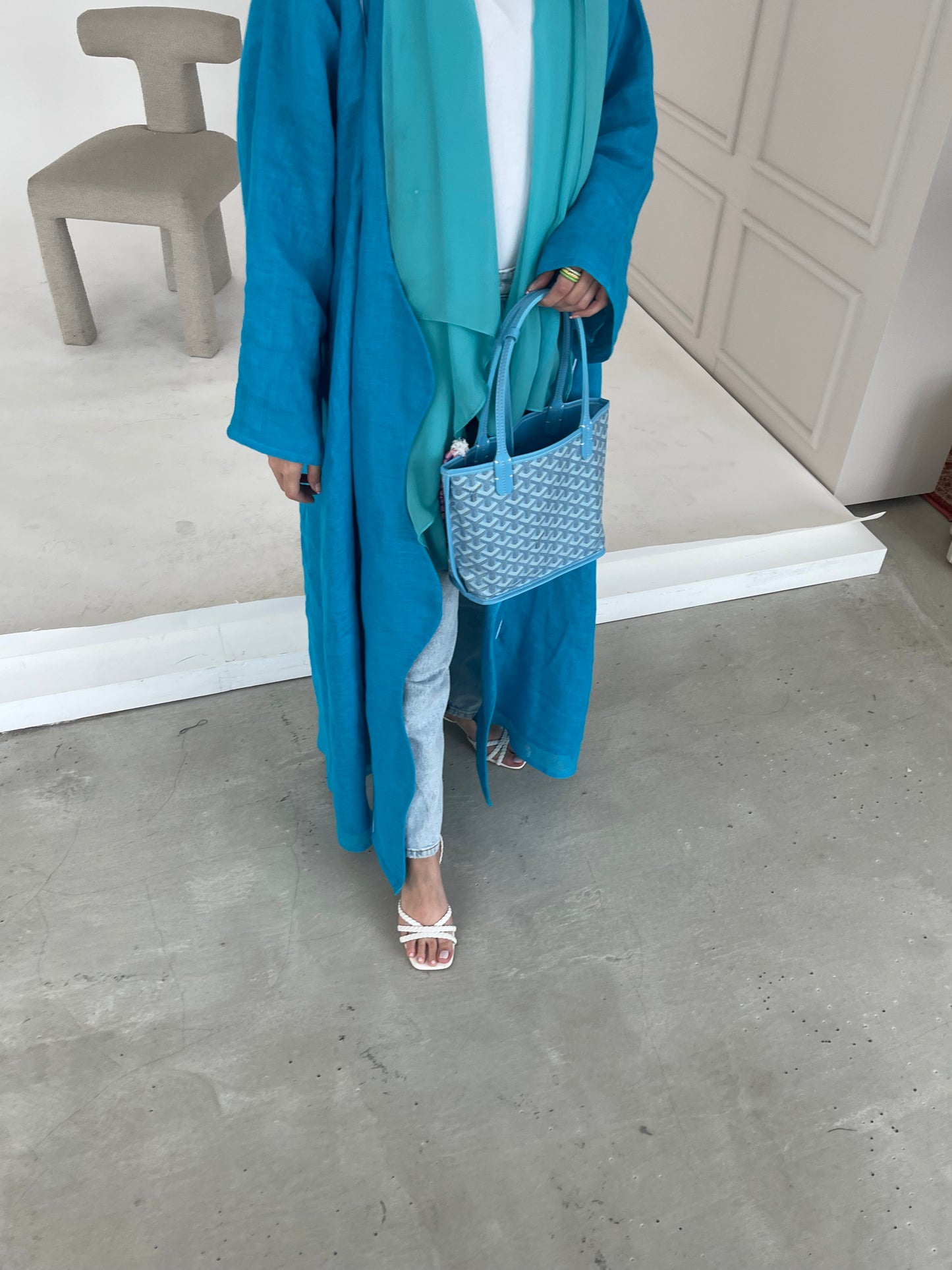 waves abaya