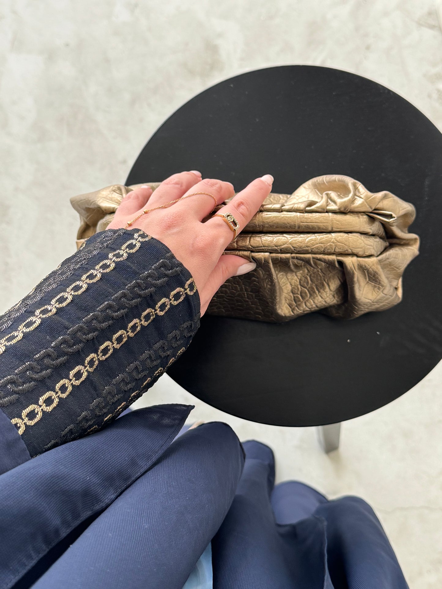 Navy blue chain abaya