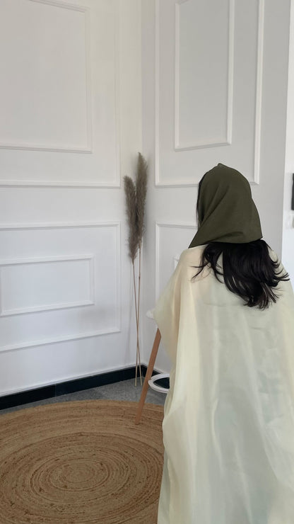 Flowy abaya