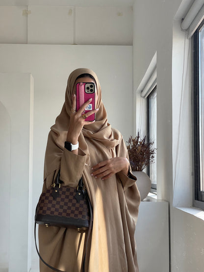 Royal Bisht Abaya