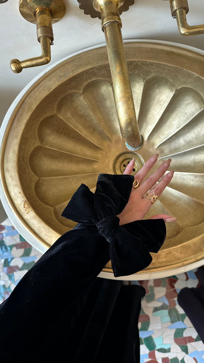 Bow Abaya