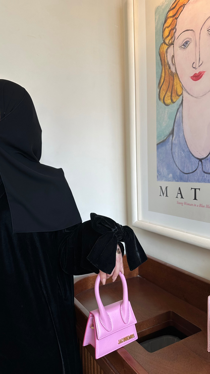 Bow Abaya