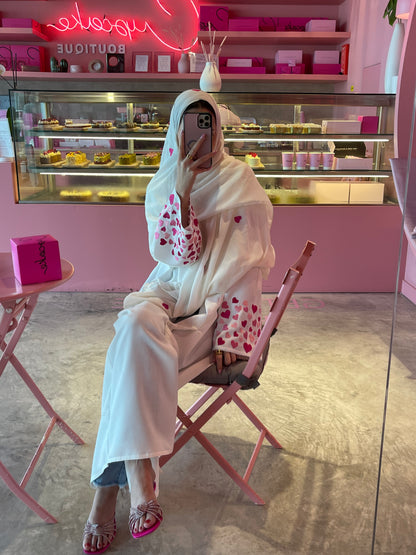 Hearts Abaya