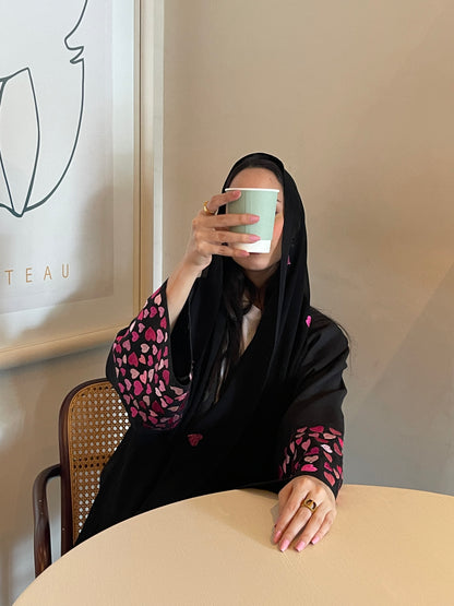 Hearts Abaya