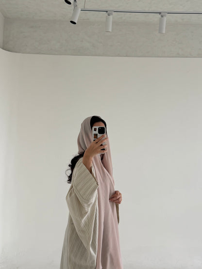 Beige textured abaya